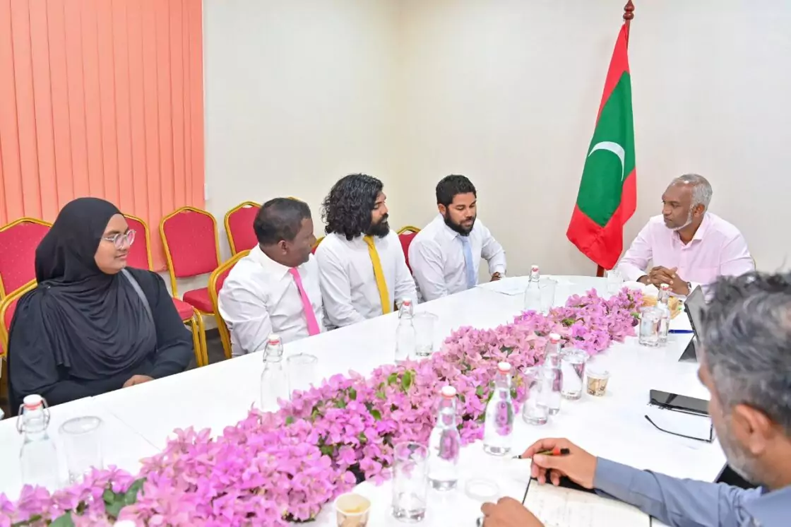 ކުރީ ސަރުކާރުން ފެށި މާފަރު ބިން ހިއްކުން ހުއްޓާލައި ހިއްކި ތަން ގިރައިގެން ދާން ދޫކޮށްފައި: ހިއްކަން ގެނައި ސާމާނު ވެސް ރަށުން ބާލައިފި