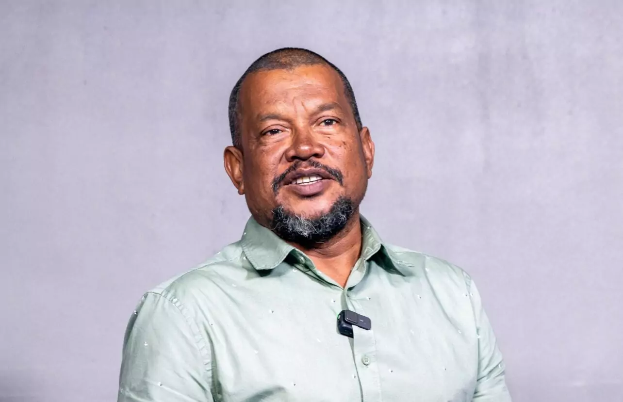 ރައްޔިތުންގެ ބާރުތައް ރައްޔިތުންގެ އަތުގައި ބޭއްވުމަށް ރެފަރަންޑަމްގައި ސަރުކާރަށް ނޫނެކޭ ބުނަން ޖެހޭ - ކުޑޫ