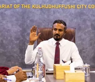 މާލޭގައި އިންނަ ބޮޑު ދޮގު ބޮނޑިއެއްގެ ބަސް ރައްޔިތުން ބޭނުމެއް ނުވޭ - މޭޔަރު އާތިފް