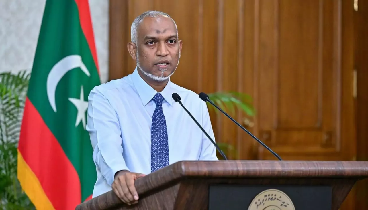 ރައީސްގެ ޕްރެސް: ފަސޭހައިން ދިވެހިން މެރުމަށް ޤާނޫނު ހަދާނެ ކަމަށް ބުނުމަށްފަހު، މުސްލިމް ނޫން އެންމެން މެރުން ރަނގަޅުކަމަށް މޭރުންކޮށް ވާހަކަ ދައްކައިފި