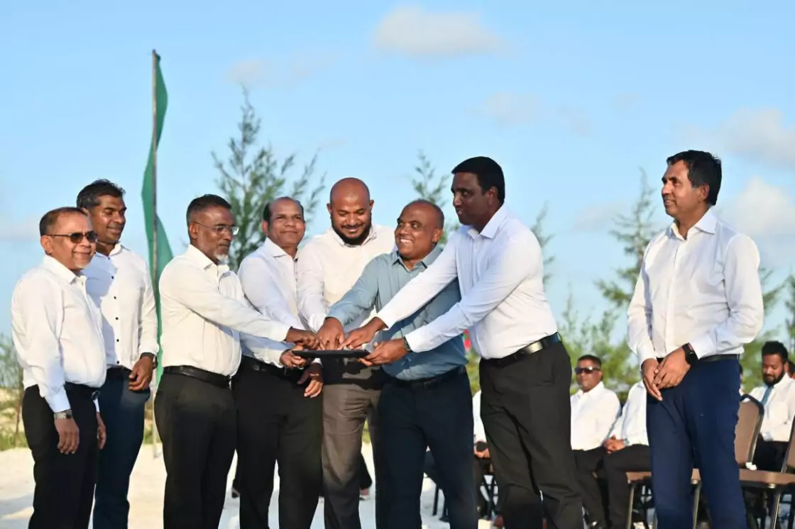 400 މިލިއަން ޑޮލަރު އަހަރަކު ލިބޭނެ ކަމަށް ބުނި ބަންކަރިން އިން 18 މަސް ތެރޭ ލިބުނީ އެންމެ 47 މިލިއަން: އެ އަދަދުވެސް ސައްޚަ ކަމެއް ޔަޤީނެއް ނޫން!