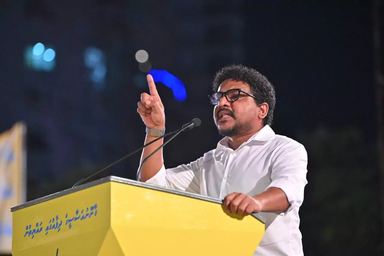 މުއައްސަސާތަކަށް "ބޮޓުން" ލައިގެން ކޮންޓްރޯލްކުރަނީ، ރައްޔިތުން މަގުމައްޗަށް ނުކުންނާނެ: މައުރޫފް